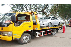 麻章附近24小时汽车拖车服务热线
