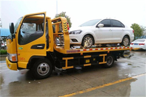 麻章附近拖车救援24小时服务热线